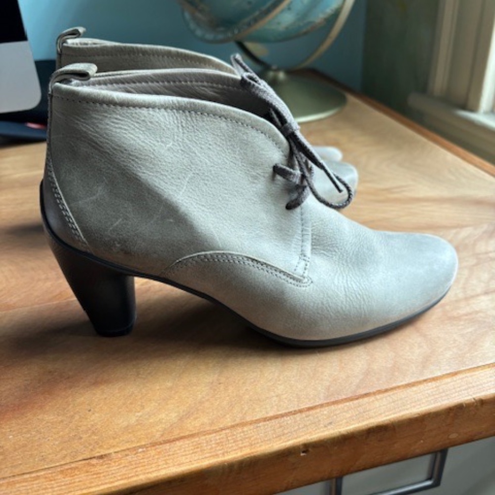 Ecco leather (grey) Ankle Boots size 7